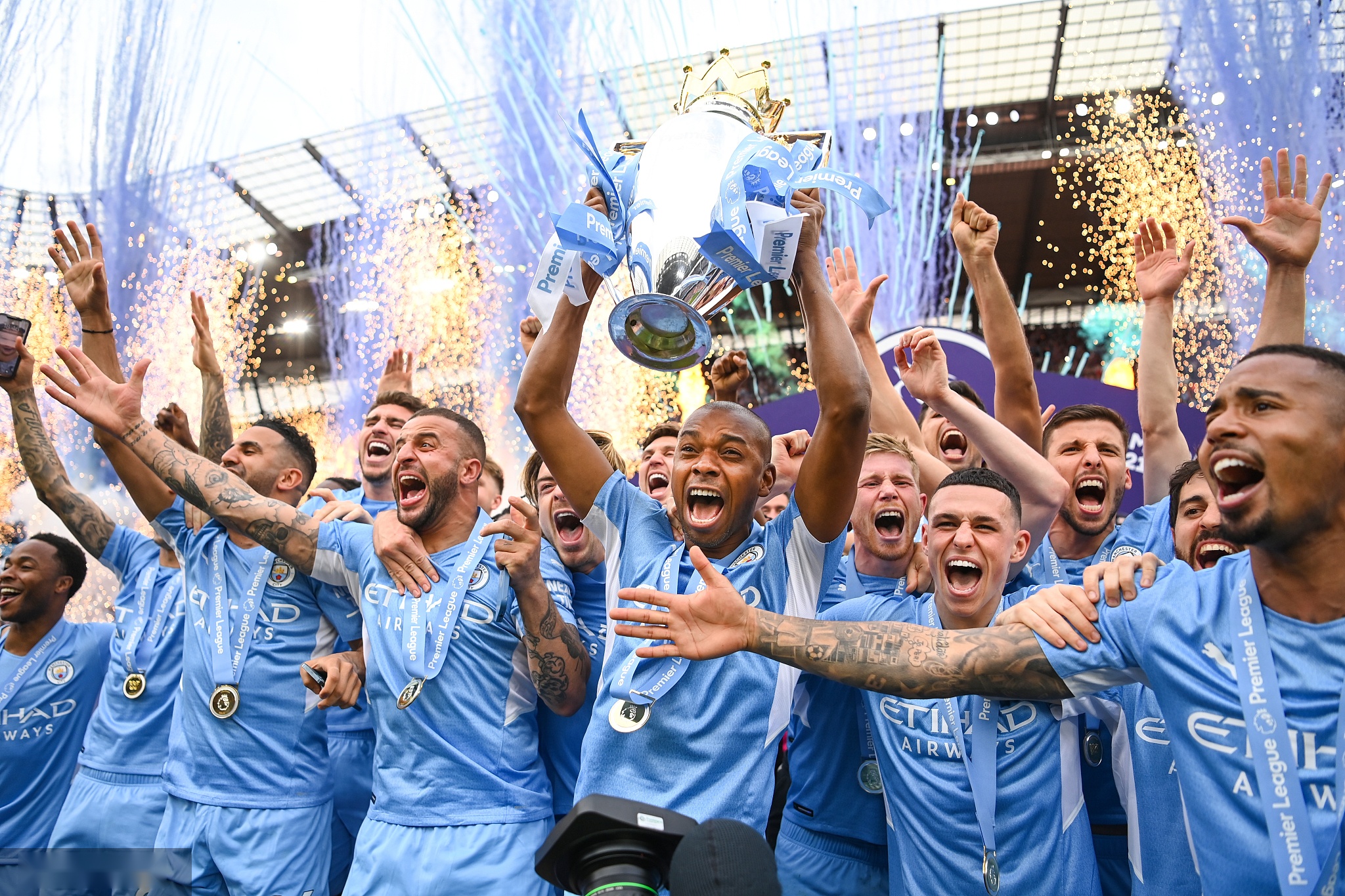 了新的标杆 了新的标杆